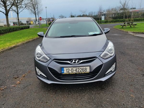 Hyundai i40 Saloon, Diesel, 2012, Silver