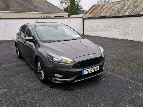 Ford Focus Hatchback, Diesel, 2017, Grey