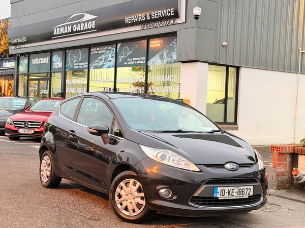 Ford Fiesta Hatchback, Petrol, 2010, Black
