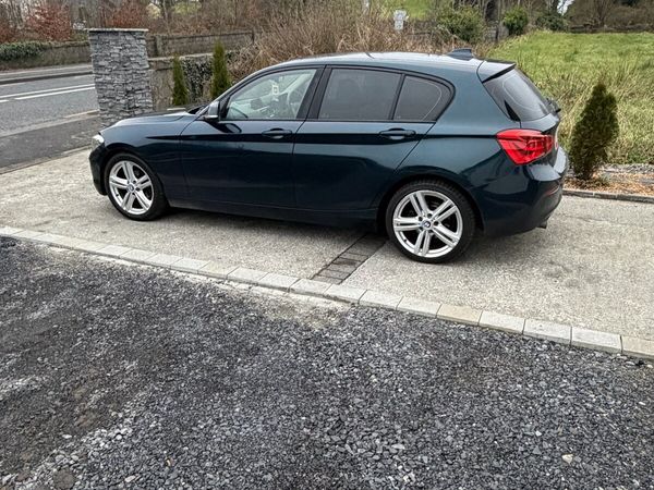 BMW 1-Series Hatchback, Diesel, 2015, Blue