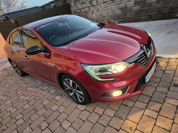 Renault Megane Saloon, Diesel, 2018, Red