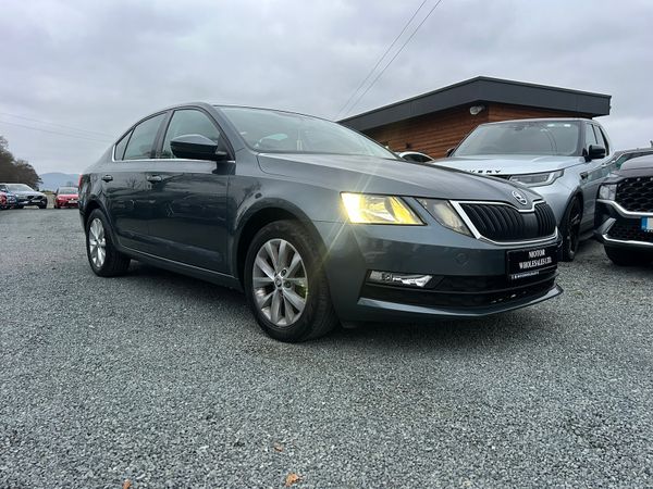 Skoda Octavia Saloon, Petrol, 2019, Grey