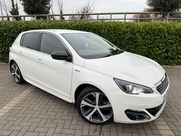 Peugeot 308 Hatchback, Diesel, 2015, White