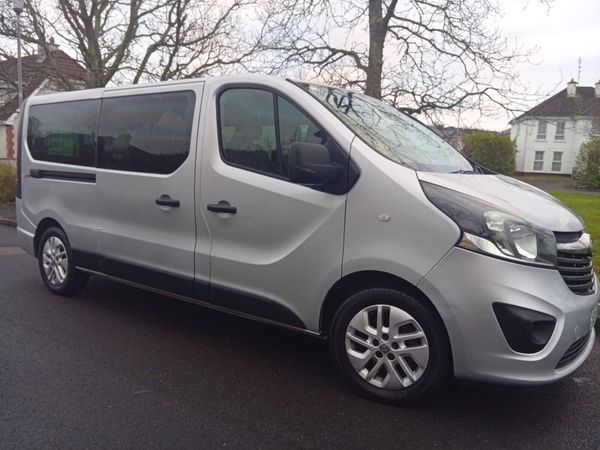 Vauxhall Vivaro MPV, Diesel, 2016, Silver