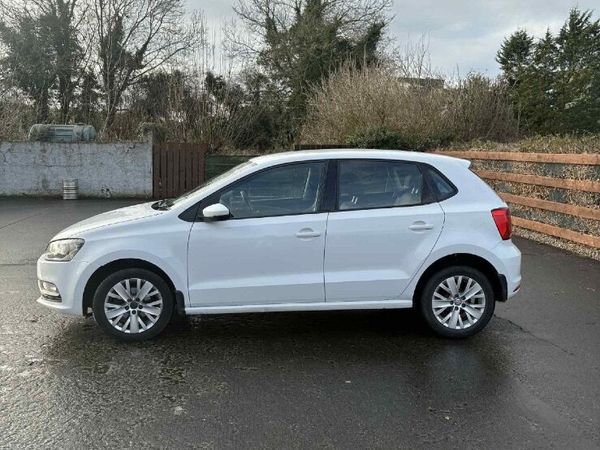 Volkswagen Polo Hatchback, Petrol, 2015, White