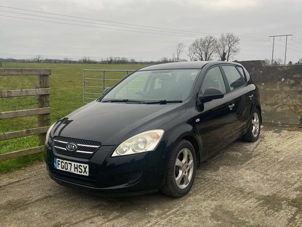 Kia Ceed Hatchback, Diesel, 2007, Black