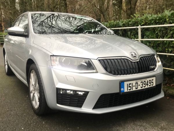 Skoda Octavia Saloon, Diesel, 2015, Silver