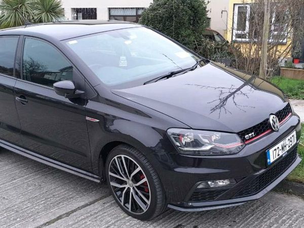 Volkswagen Polo Hatchback, Petrol, 2017, Black