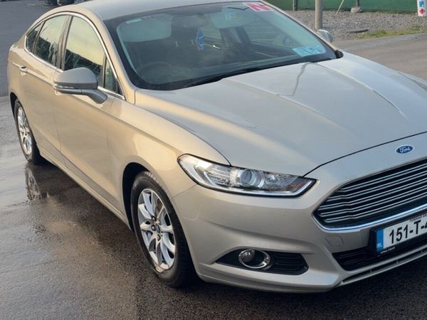 Ford Mondeo Hatchback, Diesel, 2015, Silver