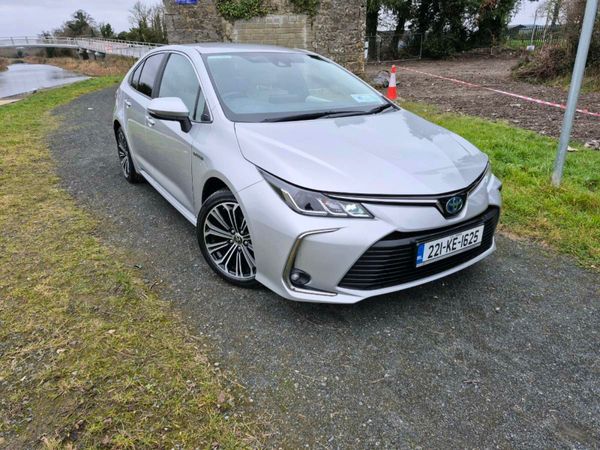 Toyota Corolla Saloon, Petrol Hybrid, 2022, Grey