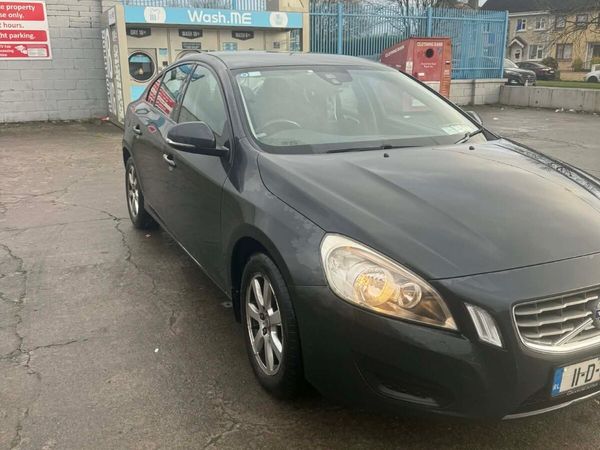 Volvo S60 Saloon, Diesel, 2011, Grey