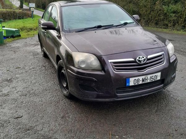 Toyota Avensis Saloon, Diesel, 2008, Red