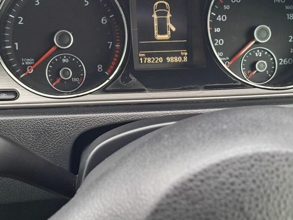 Volkswagen Passat Estate, Petrol, 2012, Navy