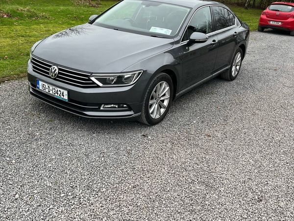 Volkswagen Passat Saloon, Diesel, 2015, Grey