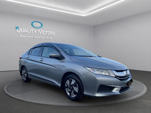 Honda Grace Saloon, Petrol Hybrid, 2016, Grey