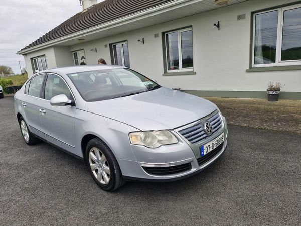 Volkswagen Passat Saloon, Diesel, 2007, Silver