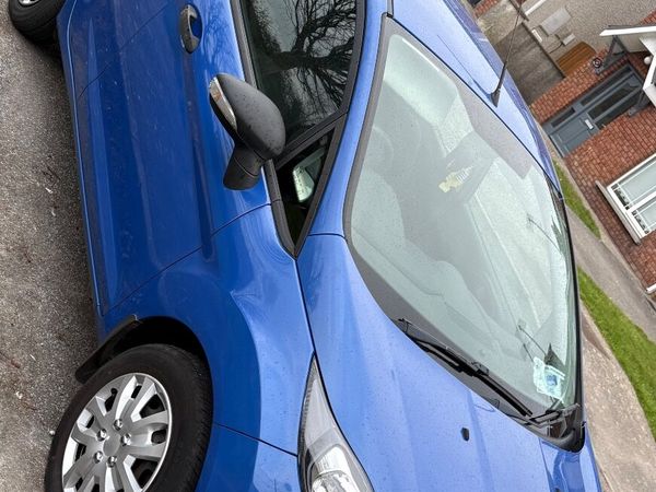 Ford Fiesta Hatchback, Petrol, 2013, Blue