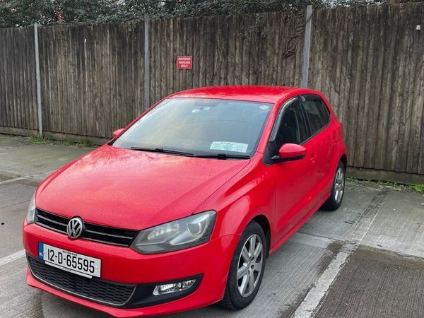 Volkswagen Polo Hatchback, Petrol, 2012, Red