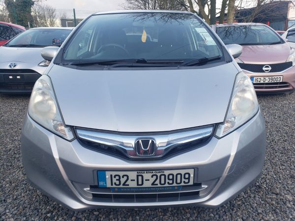 Honda Fit Hatchback, Petrol Hybrid, 2013, Silver