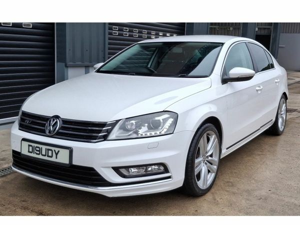 Volkswagen Passat Saloon, Diesel, 2014, White