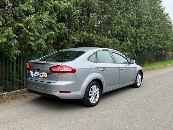 Ford Mondeo Hatchback, Diesel, 2012, Silver