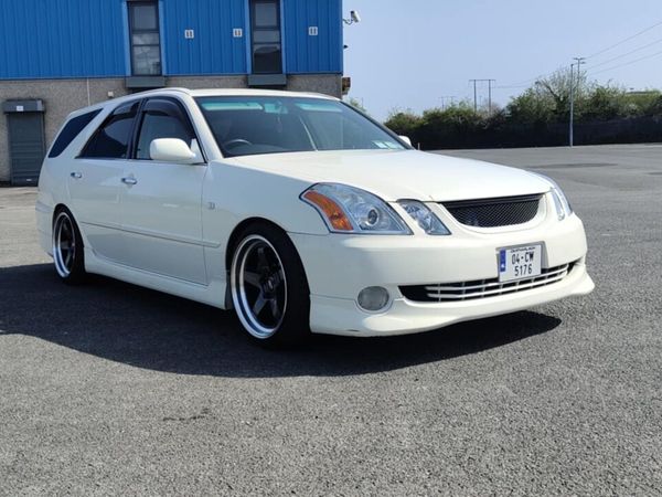Toyota Mark II Estate, Petrol, 2004, White
