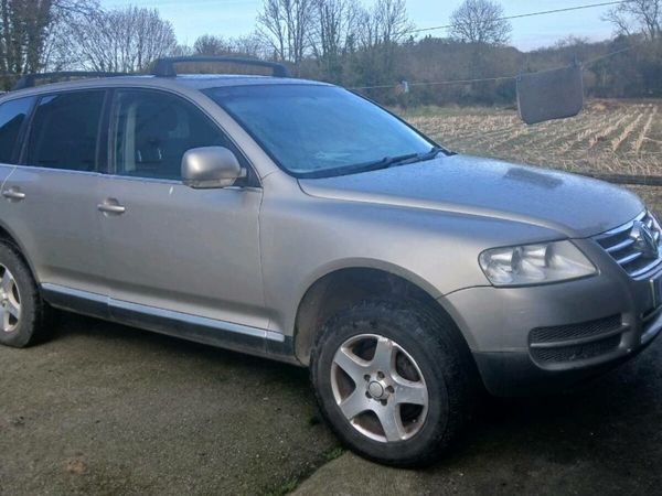 Volkswagen Touareg SUV, Diesel, 2005, Beige