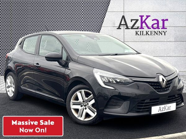 Renault Clio Hatchback, Petrol, 2022, Black