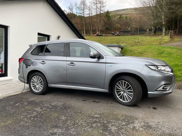 Mitsubishi Outlander SUV, Petrol Plug-in Hybrid, 2019, Grey