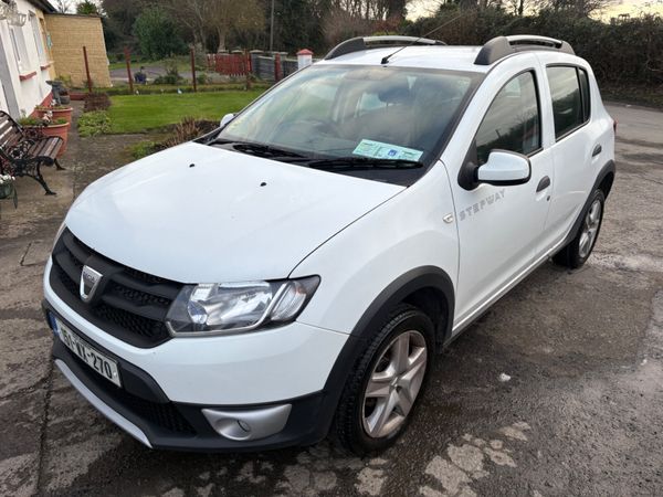 Dacia Sandero Stepway Hatchback, Diesel, 2015, White