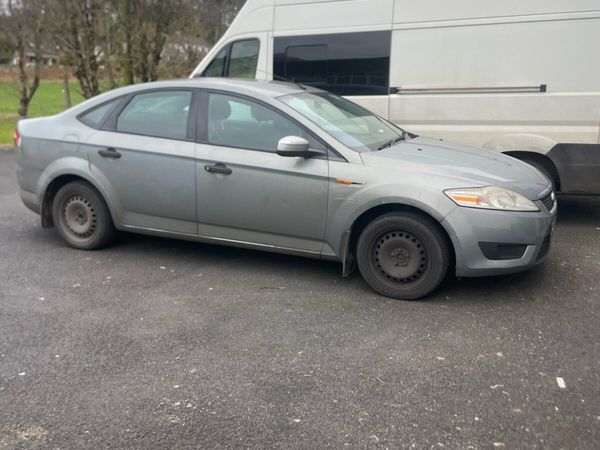 Ford Mondeo Saloon, Petrol, 2007, Grey