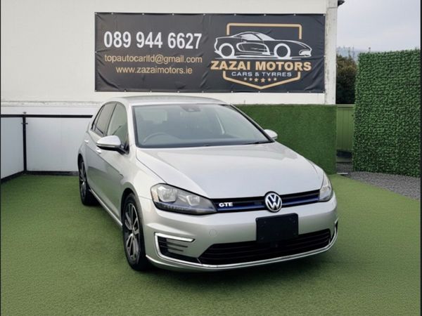 Volkswagen Golf Hatchback, Petrol, 2016, Silver