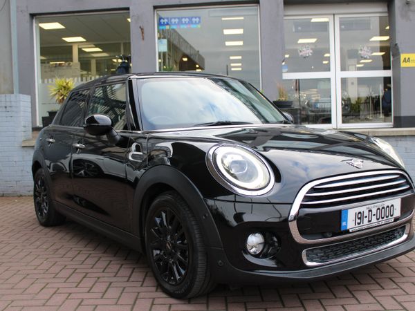 Mini Cooper Hatchback, Diesel, 2019, Black
