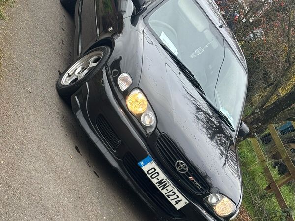 Toyota Corolla Hatchback, Petrol, 2000, Black