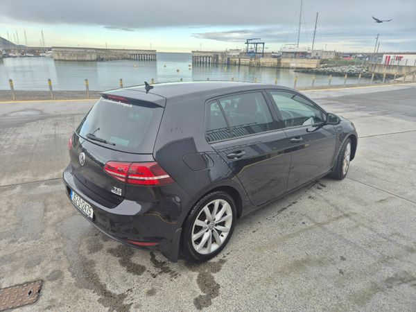 Volkswagen Golf Estate, Petrol, 2016, Black