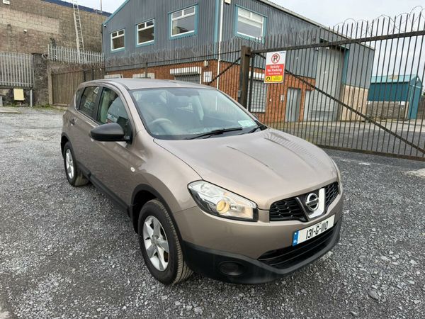 Nissan Qashqai MPV, Diesel, 2013, Brown