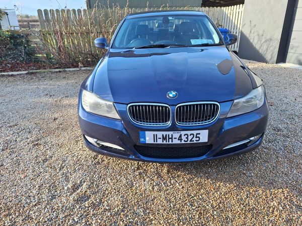 BMW 3-Series Saloon, Diesel, 2011, Blue