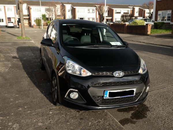 Hyundai i10 Hatchback, Petrol, 2016, Black