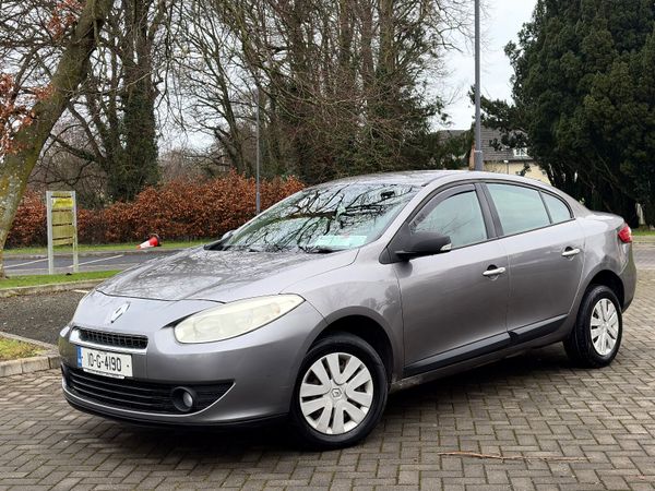 Renault Fluence Saloon, Diesel, 2010, Grey