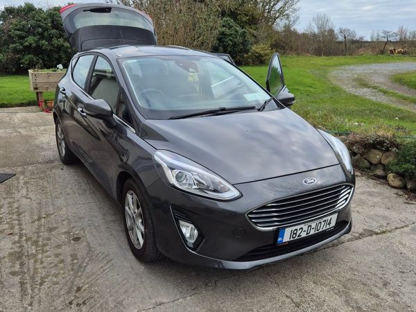 Ford Fiesta Hatchback, Petrol, 2018, Grey