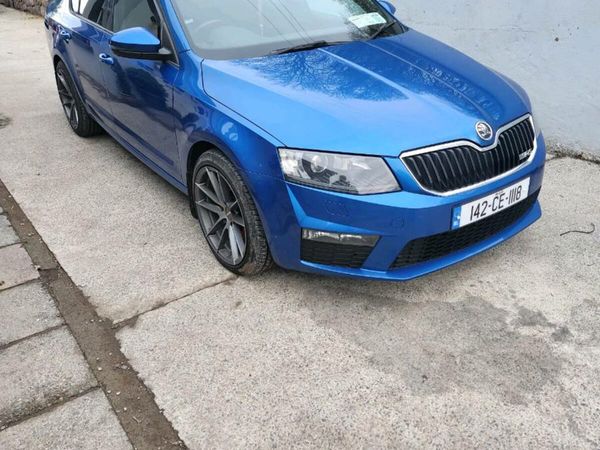 Skoda Octavia Hatchback, Diesel, 2014, Blue