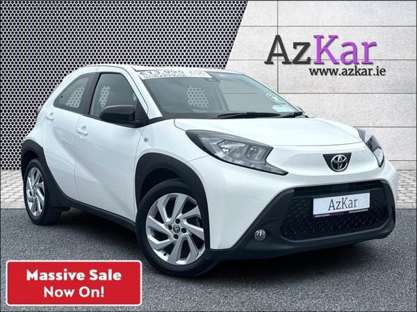 Toyota Aygo Hatchback, Petrol, 2022, White