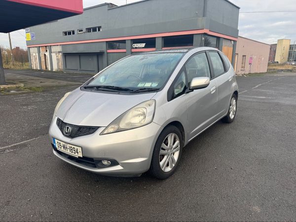 Honda Jazz Hatchback, Petrol, 2009, Grey