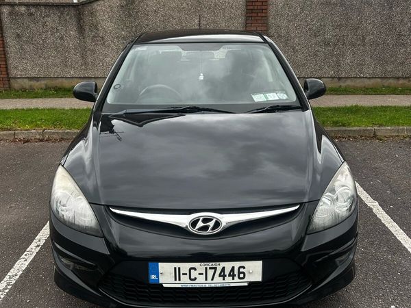 Hyundai i30 Hatchback, Diesel, 2011, Black