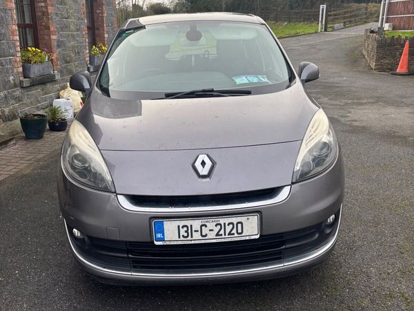 Renault Grand Scenic MPV, Diesel, 2013, Grey