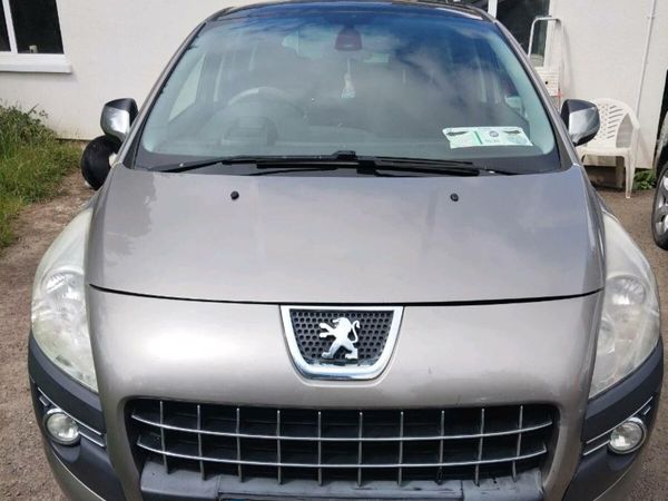Peugeot 3008 MPV, Diesel, 2010, Grey
