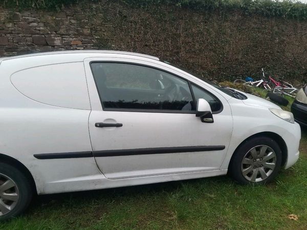 Peugeot 207 Van, Diesel, 2011, White