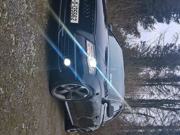 Audi A4 Saloon, Diesel, 2010, Black