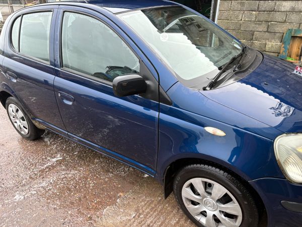 Toyota Yaris Hatchback, Petrol, 2005, Blue