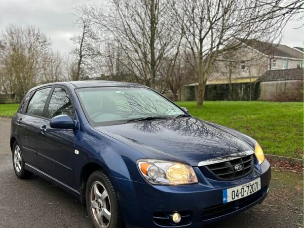 Kia Cerato Hatchback, Petrol, 2004, Blue